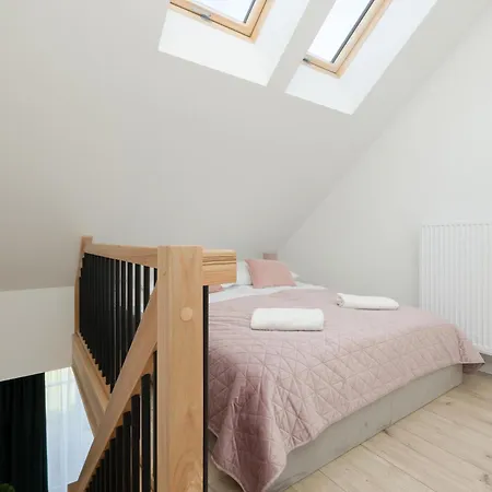 Dwupoziomowy 17 Apartament *