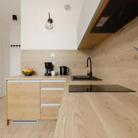 Dwupoziomowy 17 * Rewal