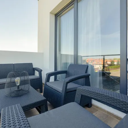 Dwupoziomowy 17 Apartment Rewal