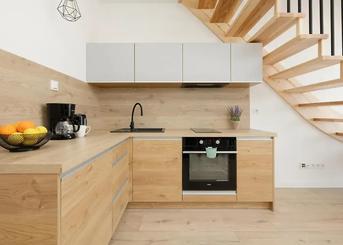 Dwupoziomowy 17 * Rewal